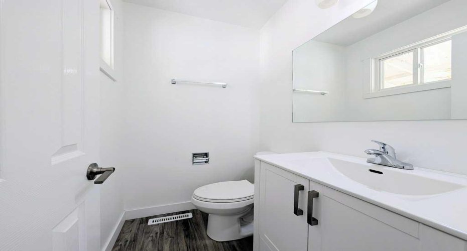 400 4 Street, Slave Lake, Alberta T0G 2A2, 5 Bedrooms Bedrooms, ,3 BathroomsBathrooms,Residential,For Sale,4,A2294660