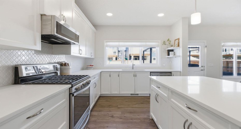 316 Sundown View, Cochrane, Alberta T4C 2R2, 4 Bedrooms Bedrooms, ,4 BathroomsBathrooms,Residential,For Sale,Sundown,A2294661