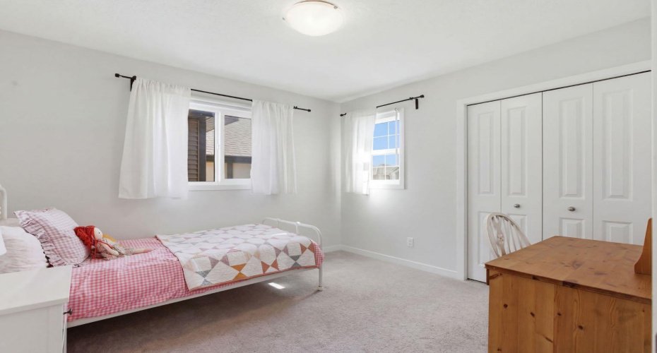 316 Sundown View, Cochrane, Alberta T4C 2R2, 4 Bedrooms Bedrooms, ,4 BathroomsBathrooms,Residential,For Sale,Sundown,A2294661