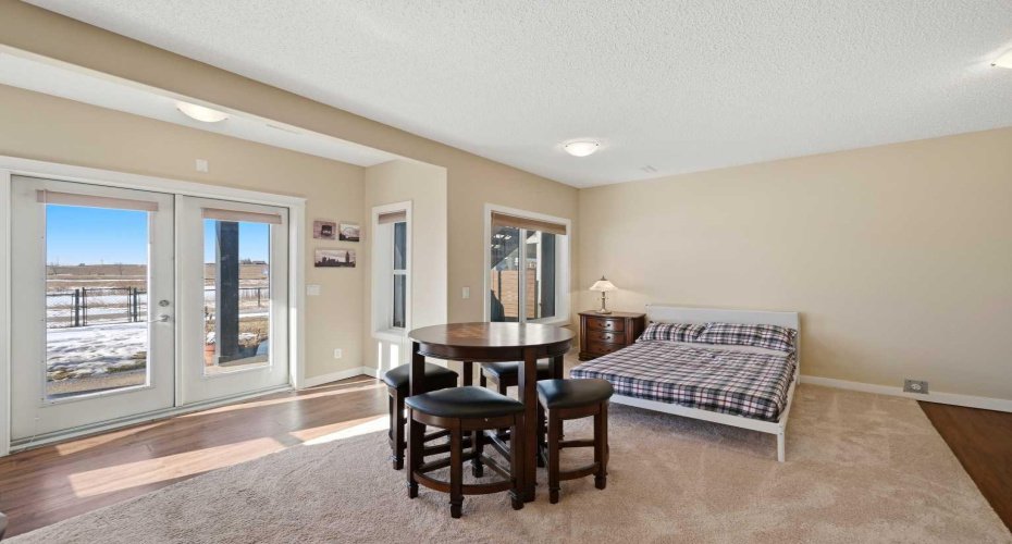 212 Springmere Road, Chestermere, Alberta T1X 1R3, 4 Bedrooms Bedrooms, ,4 BathroomsBathrooms,Residential,For Sale,Springmere,A2291582