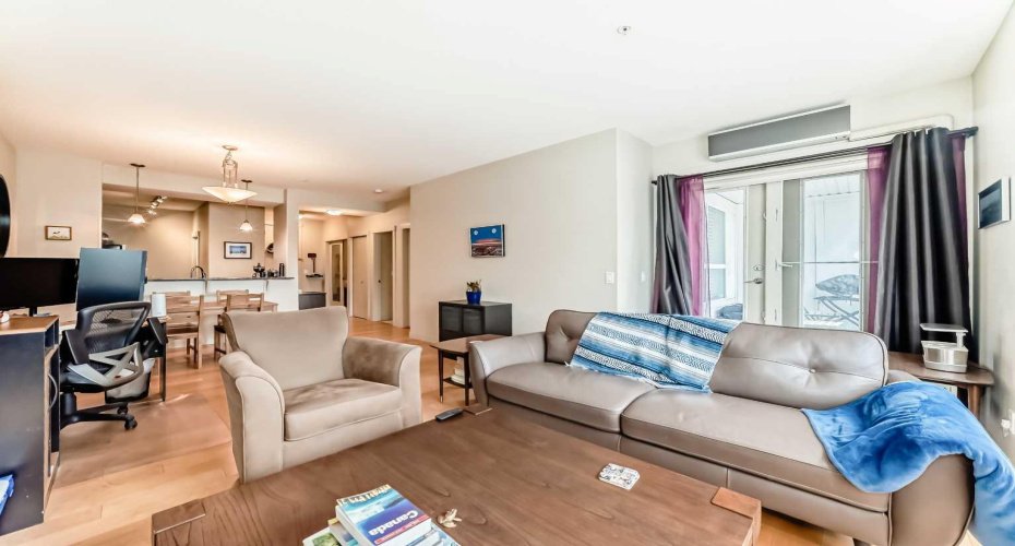 830 Centre Avenue, Calgary, Alberta T2E 9C3, 2 Bedrooms Bedrooms, ,1 BathroomBathrooms,Residential,For Sale,Centre,A2291606