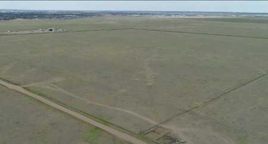 On 11 Avenue, Medicine Hat, Alberta T1A 7G2, ,Agri-business,For Sale,11,A2294750