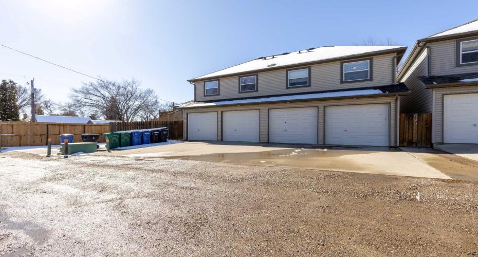 635 6 Street, Lethbridge, Alberta T1J 2E4, 3 Bedrooms Bedrooms, ,3 BathroomsBathrooms,Residential,For Sale,6,A2292215