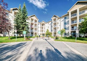 1717 60 Street, Calgary, Alberta T2A 7Y7, 2 Bedrooms Bedrooms, ,1 BathroomBathrooms,Residential,For Sale,60,A2294878