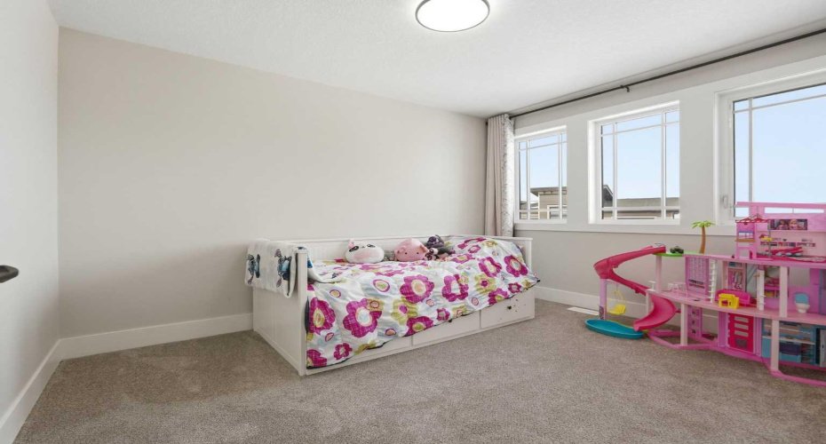 74 Alpine Gardens, Calgary, Alberta T2Y 0W3, 5 Bedrooms Bedrooms, ,4 BathroomsBathrooms,Residential,For Sale,Alpine,A2293506