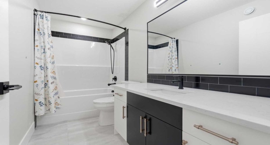 74 Alpine Gardens, Calgary, Alberta T2Y 0W3, 5 Bedrooms Bedrooms, ,4 BathroomsBathrooms,Residential,For Sale,Alpine,A2293506