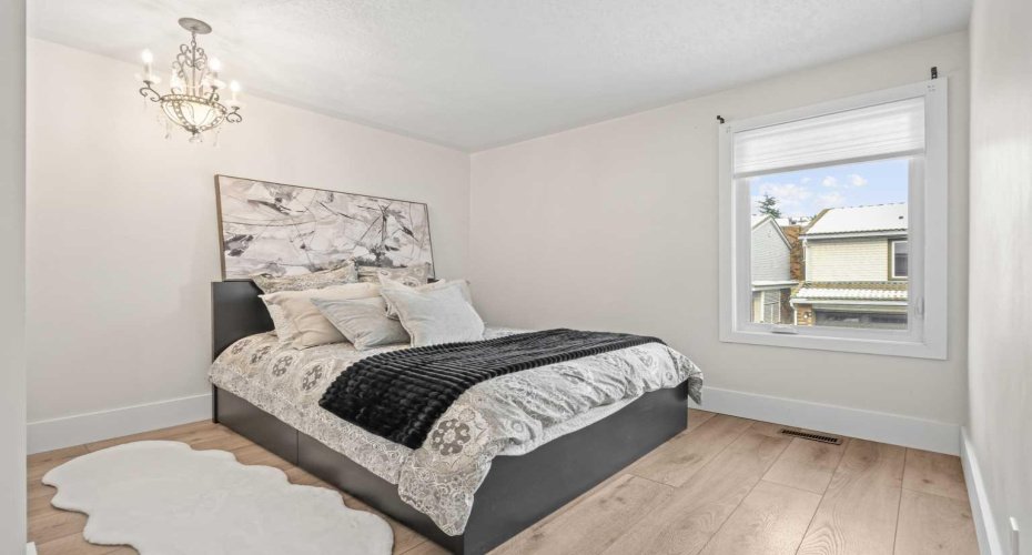 212 Coachway Lane, Calgary, Alberta T3H 2V9, 3 Bedrooms Bedrooms, ,3 BathroomsBathrooms,Residential,For Sale,Coachway,A2293656