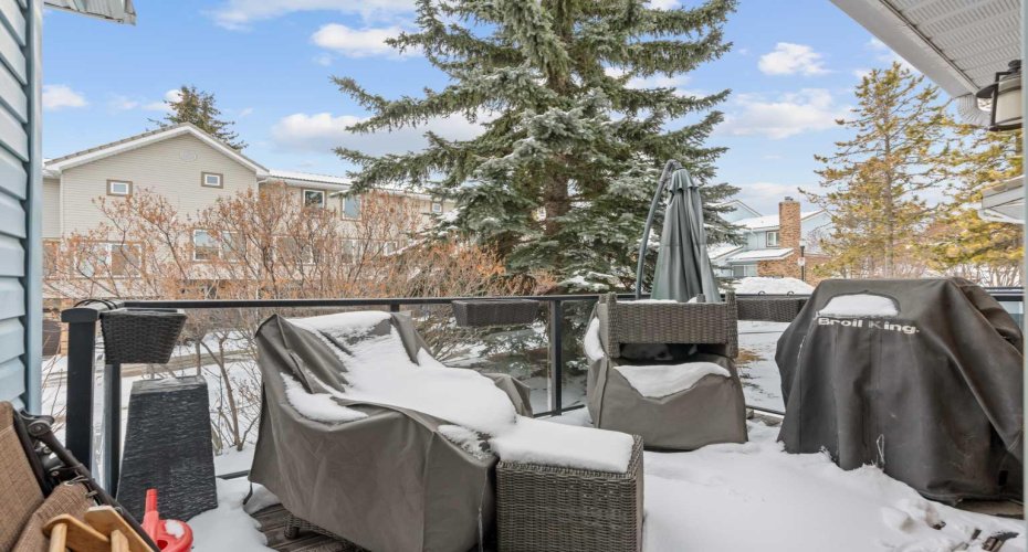 212 Coachway Lane, Calgary, Alberta T3H 2V9, 3 Bedrooms Bedrooms, ,3 BathroomsBathrooms,Residential,For Sale,Coachway,A2293656