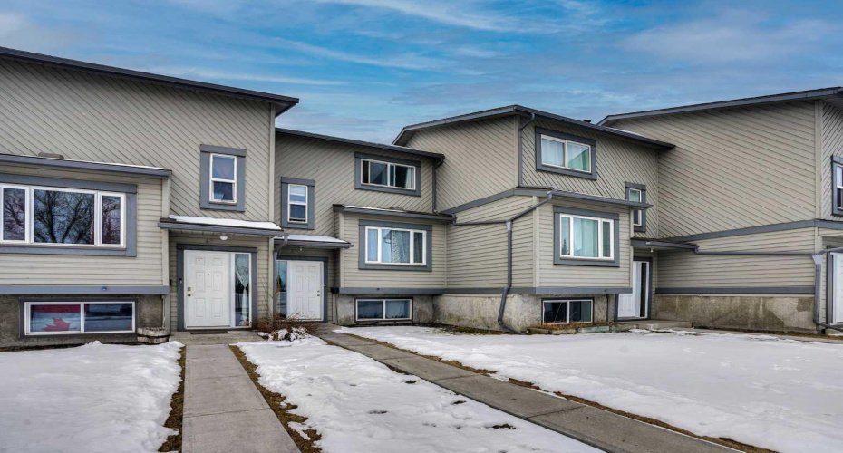12 Templewood Drive, Calgary, Alberta T1Y4R7, 3 Bedrooms Bedrooms, ,2 BathroomsBathrooms,Residential,For Sale,Templewood,A2293750