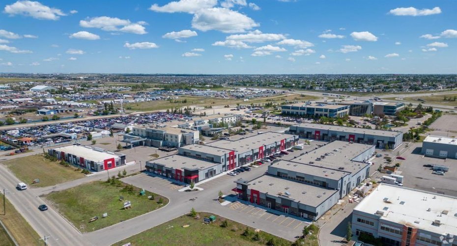 6520 36 Street, Calgary, Alberta T3J 2L3, ,Commercial,For Sale,36,A2287032