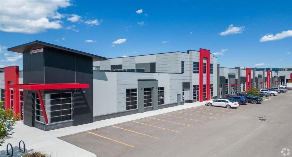 6520 36 Street, Calgary, Alberta T3J 2L3, ,Commercial,For Sale,36,A2287032