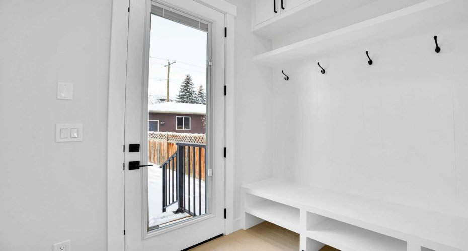 2823 29 Street, Calgary, Alberta T3E2K7, 5 Bedrooms Bedrooms, ,3 BathroomsBathrooms,Residential,For Sale,29,A2294139