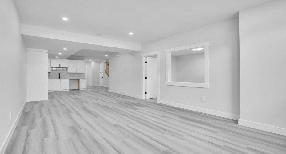 2823 29 Street, Calgary, Alberta T3E2K7, 5 Bedrooms Bedrooms, ,3 BathroomsBathrooms,Residential,For Sale,29,A2294139