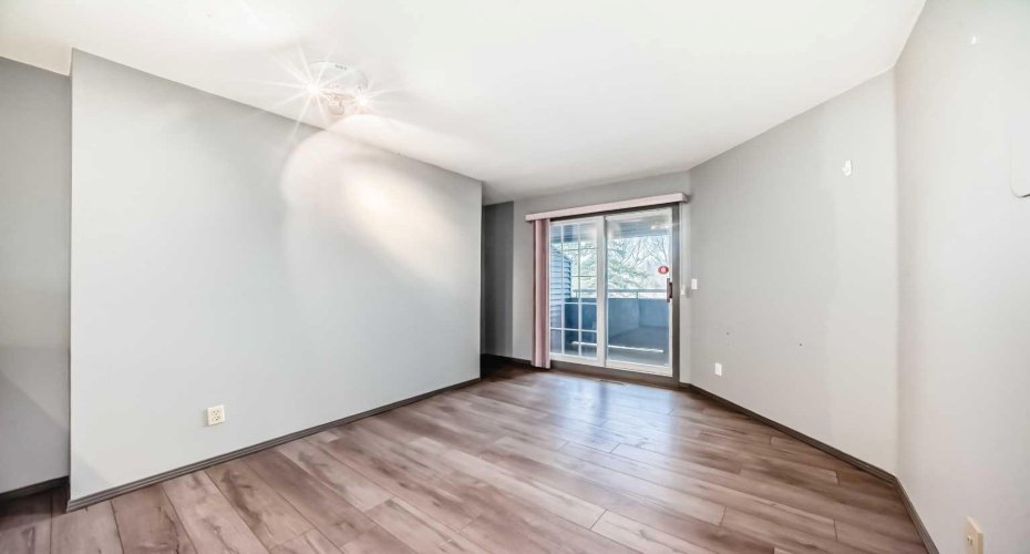 4037 42 Street, Calgary, Alberta T3A 2M9, 2 Bedrooms Bedrooms, ,3 BathroomsBathrooms,Residential,For Sale,42,A2294839