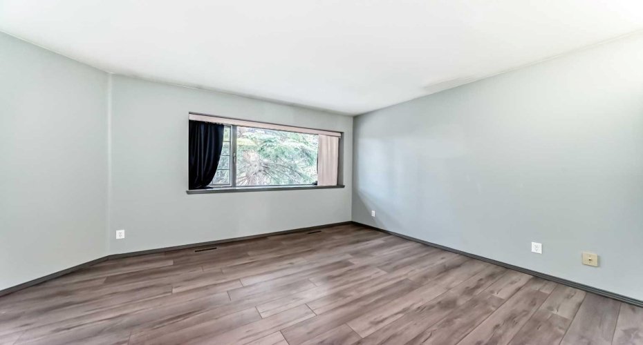 4037 42 Street, Calgary, Alberta T3A 2M9, 2 Bedrooms Bedrooms, ,3 BathroomsBathrooms,Residential,For Sale,42,A2294839