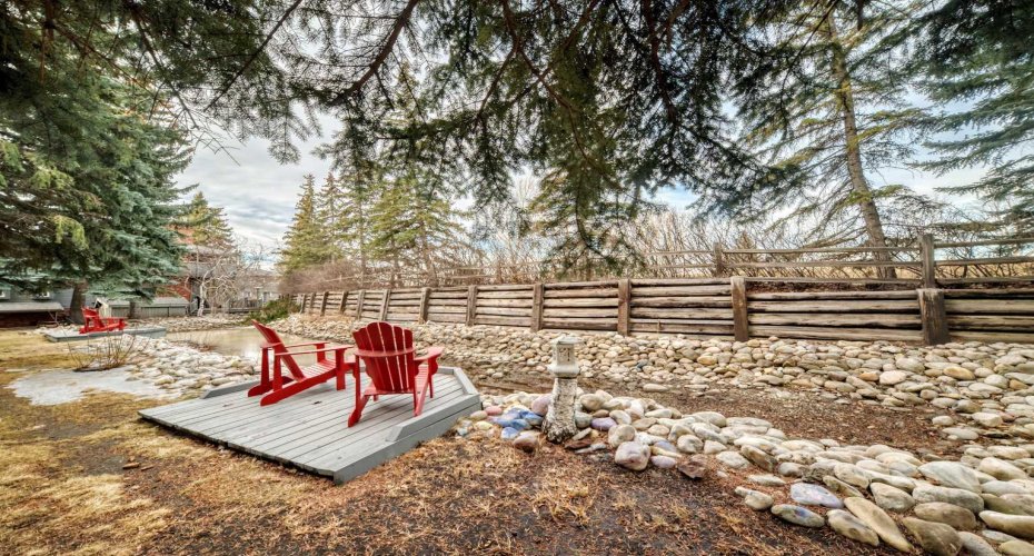 4037 42 Street, Calgary, Alberta T3A 2M9, 2 Bedrooms Bedrooms, ,3 BathroomsBathrooms,Residential,For Sale,42,A2294839