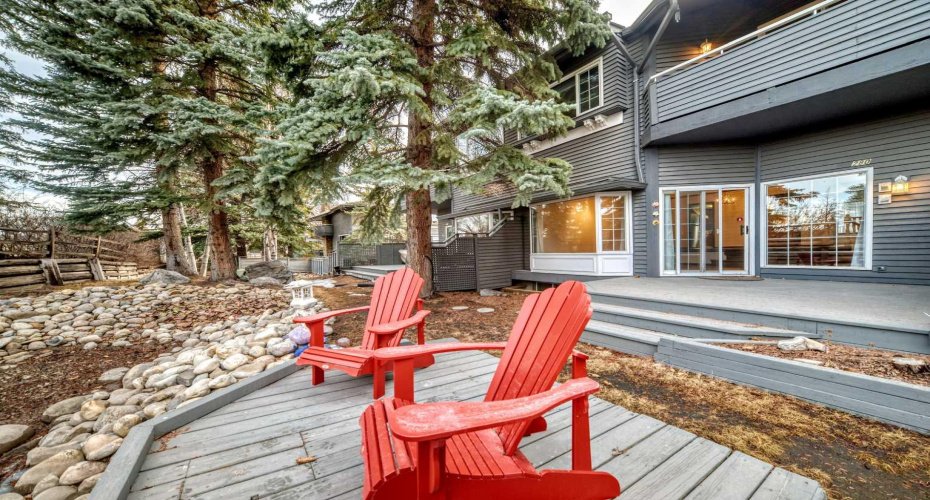 4037 42 Street, Calgary, Alberta T3A 2M9, 2 Bedrooms Bedrooms, ,3 BathroomsBathrooms,Residential,For Sale,42,A2294839