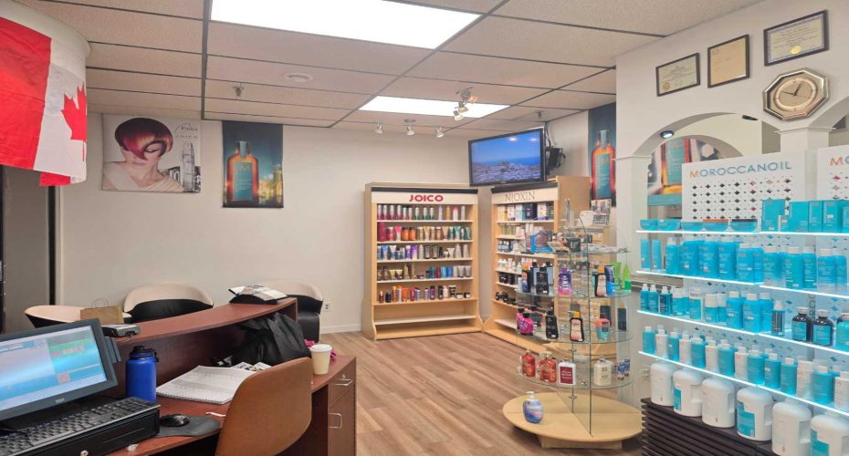 1329 Shoppers Park Mall, Grande Cache, Alberta T0E 0Y0, ,Commercial,For Lease,Shoppers Park Mall,A2279932