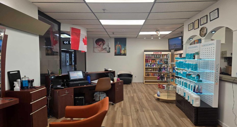 1329 Shoppers Park Mall, Grande Cache, Alberta T0E 0Y0, ,Commercial,For Lease,Shoppers Park Mall,A2279932