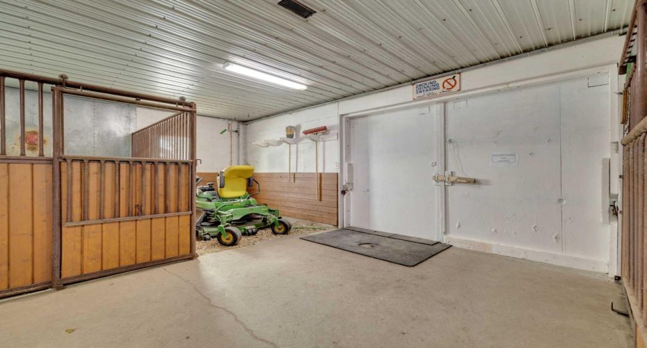 37535 Range Road 265, Rural Red Deer County, Alberta T4E 1A7, 4 Bedrooms Bedrooms, ,2 BathroomsBathrooms,Agri-business,For Sale,Range Road 265,A2286489