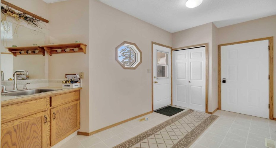 37535 Range Road 265, Rural Red Deer County, Alberta T4E 1A7, 4 Bedrooms Bedrooms, ,2 BathroomsBathrooms,Agri-business,For Sale,Range Road 265,A2286489