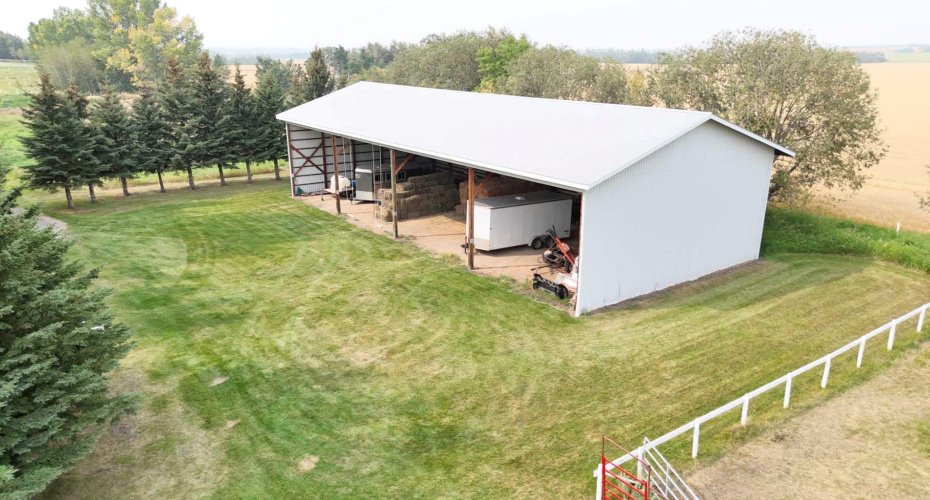 37535 Range Road 265, Rural Red Deer County, Alberta T4E 1A7, 4 Bedrooms Bedrooms, ,2 BathroomsBathrooms,Agri-business,For Sale,Range Road 265,A2286489