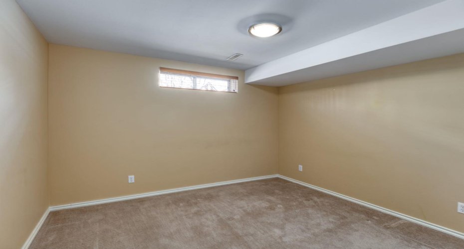 108 Quigley Close, Cochrane, Alberta T4C 1S4, 4 Bedrooms Bedrooms, ,3 BathroomsBathrooms,Residential,For Sale,Quigley,A2292444