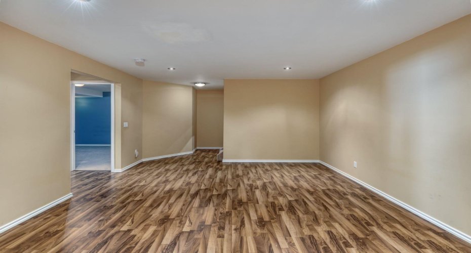 108 Quigley Close, Cochrane, Alberta T4C 1S4, 4 Bedrooms Bedrooms, ,3 BathroomsBathrooms,Residential,For Sale,Quigley,A2292444