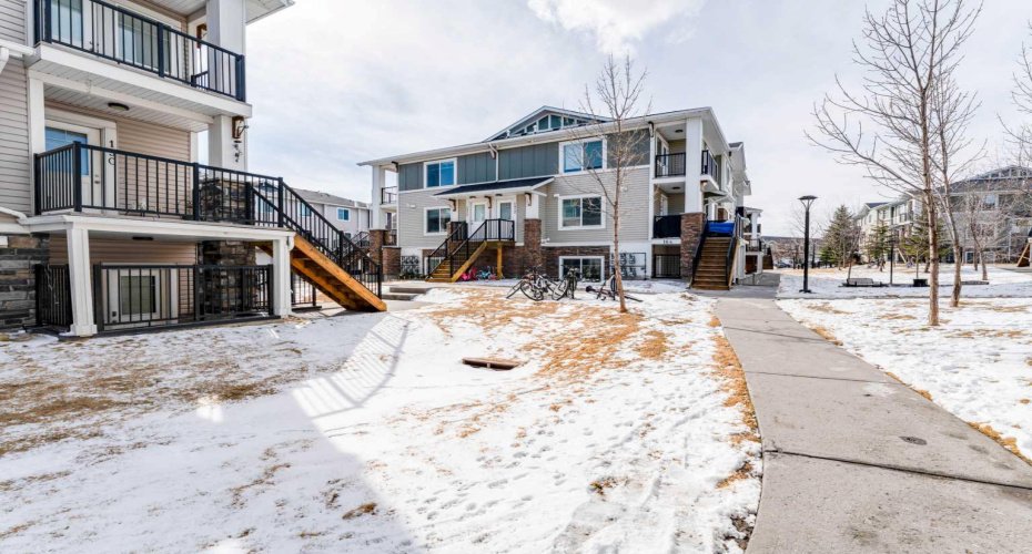 300 Marina Drive, Chestermere, Alberta T1X 0P6, 2 Bedrooms Bedrooms, ,1 BathroomBathrooms,Residential,For Sale,Marina,A2292517