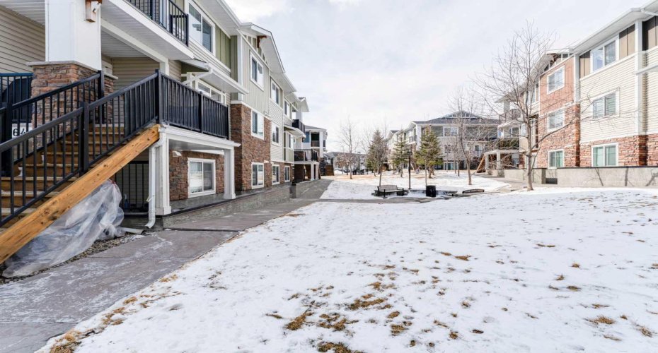 300 Marina Drive, Chestermere, Alberta T1X 0P6, 2 Bedrooms Bedrooms, ,1 BathroomBathrooms,Residential,For Sale,Marina,A2292517