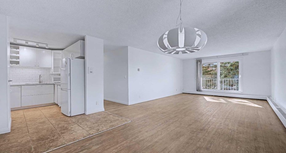 5601 Dalton Drive, Calgary, Alberta T3A 2E2, 2 Bedrooms Bedrooms, ,1 BathroomBathrooms,Residential,For Sale,Dalton,A2292743