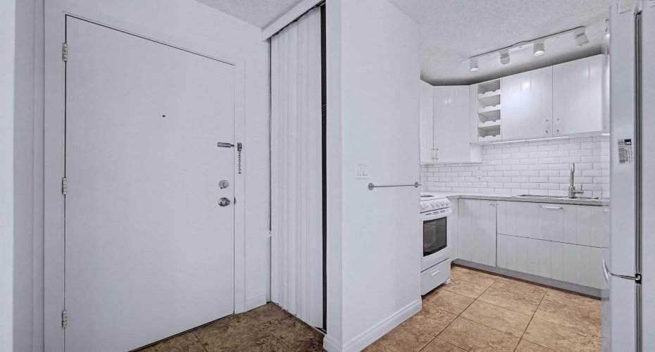 5601 Dalton Drive, Calgary, Alberta T3A 2E2, 2 Bedrooms Bedrooms, ,1 BathroomBathrooms,Residential,For Sale,Dalton,A2292743