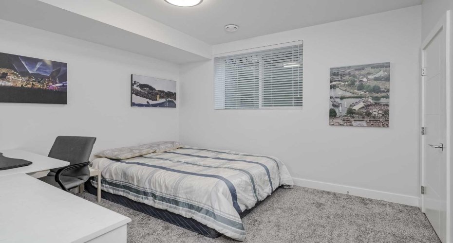 701 13A Street, Calgary, Alberta T2E 4S4, 4 Bedrooms Bedrooms, ,4 BathroomsBathrooms,Residential,For Sale,13A,A2293312