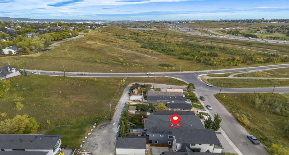 701 13A Street, Calgary, Alberta T2E 4S4, 4 Bedrooms Bedrooms, ,4 BathroomsBathrooms,Residential,For Sale,13A,A2293312