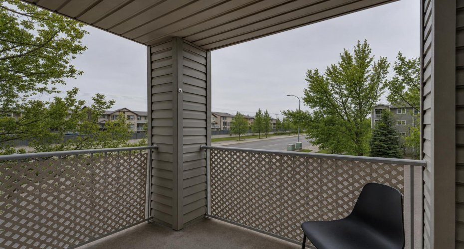 604 8 Street, Airdrie, Alberta T4B 2W4, 2 Bedrooms Bedrooms, ,2 BathroomsBathrooms,Residential,For Sale,8,A2293472