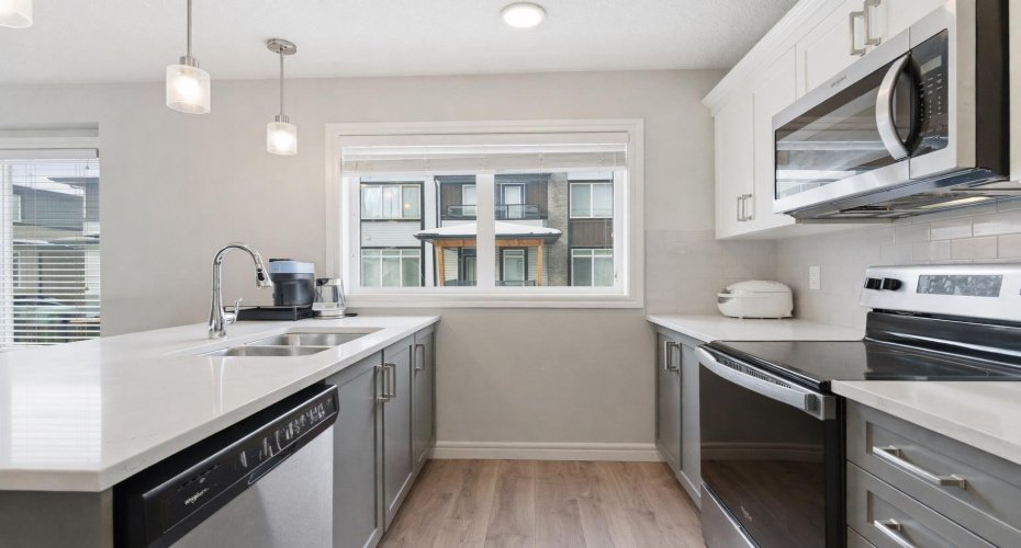 580 Savanna Boulevard, Calgary, Alberta T3N 1A8, 3 Bedrooms Bedrooms, ,3 BathroomsBathrooms,Residential,For Sale,Savanna,A2293594
