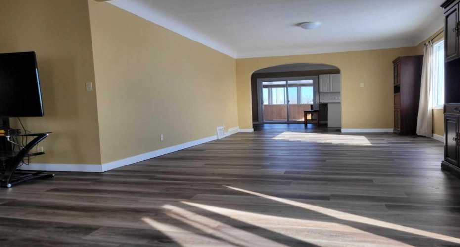 225074 Highway 583, Rural Kneehill County, Alberta T0M2A0, 4 Bedrooms Bedrooms, ,3 BathroomsBathrooms,Residential,For Sale,Highway 583,A2293848