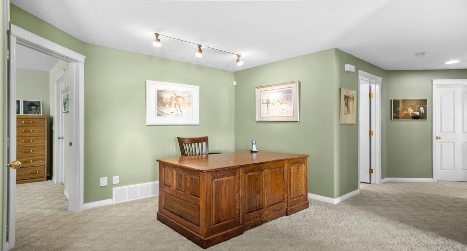 35 Lake Ridge, Olds, Alberta T4H 1W6, 3 Bedrooms Bedrooms, ,3 BathroomsBathrooms,Residential,For Sale,Lake,A2295065