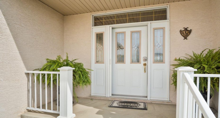 35 Lake Ridge, Olds, Alberta T4H 1W6, 3 Bedrooms Bedrooms, ,3 BathroomsBathrooms,Residential,For Sale,Lake,A2295065