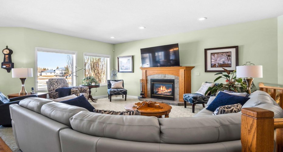 35 Lake Ridge, Olds, Alberta T4H 1W6, 3 Bedrooms Bedrooms, ,3 BathroomsBathrooms,Residential,For Sale,Lake,A2295065