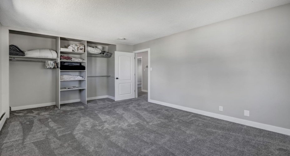 150 9 Street, Drumheller, Alberta T0J 0Y1, 4 Bedrooms Bedrooms, ,3 BathroomsBathrooms,Residential,For Sale,9,A2295079