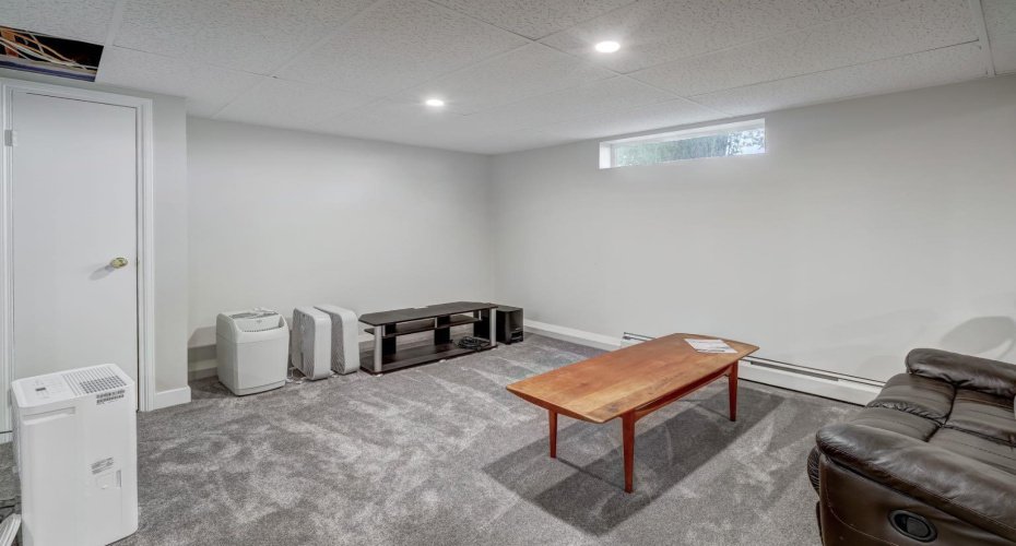 150 9 Street, Drumheller, Alberta T0J 0Y1, 4 Bedrooms Bedrooms, ,3 BathroomsBathrooms,Residential,For Sale,9,A2295079