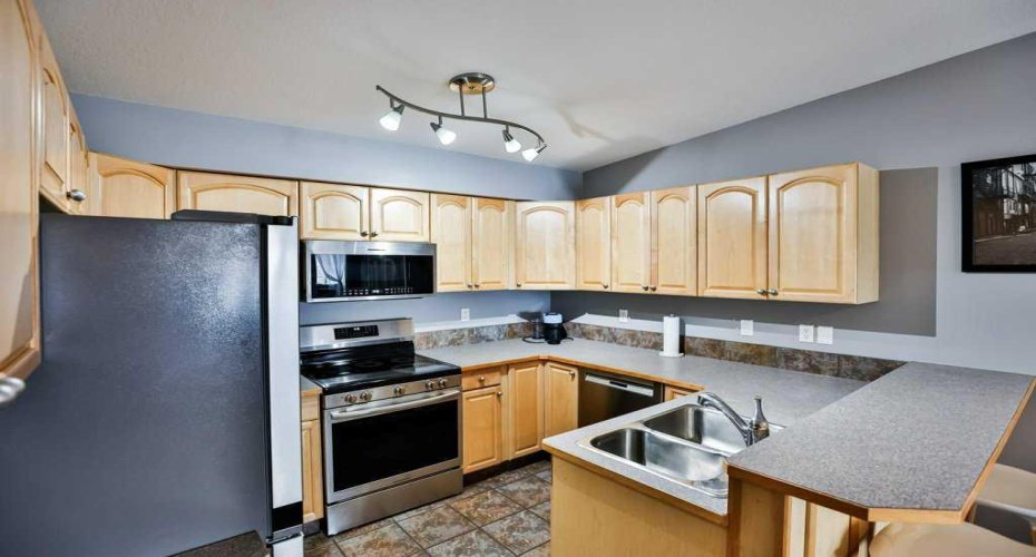 23 Chilcotin Lane, Lethbridge, Alberta T1K 7S2, 2 Bedrooms Bedrooms, ,1 BathroomBathrooms,Residential,For Sale,Chilcotin,A2295091