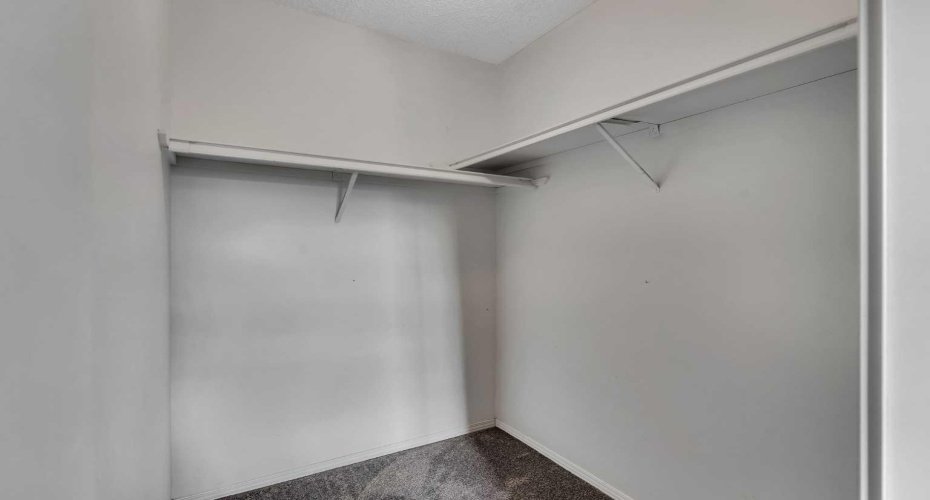 7172 Coach Hill Road, Calgary, Alberta T3H 1C8, 3 Bedrooms Bedrooms, ,2 BathroomsBathrooms,Residential,For Sale,Coach Hill,A2295099