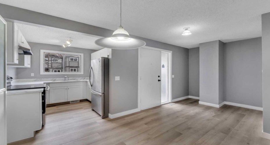 7172 Coach Hill Road, Calgary, Alberta T3H 1C8, 3 Bedrooms Bedrooms, ,2 BathroomsBathrooms,Residential,For Sale,Coach Hill,A2295099