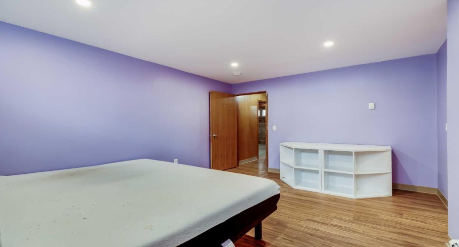 513 Memorial Avenue, Vulcan, Alberta T0L 2B0, 5 Bedrooms Bedrooms, ,4 BathroomsBathrooms,Residential,For Sale,Memorial,A2295102