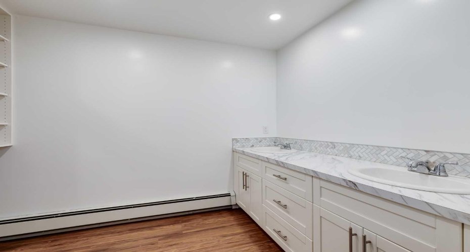 513 Memorial Avenue, Vulcan, Alberta T0L 2B0, 5 Bedrooms Bedrooms, ,4 BathroomsBathrooms,Residential,For Sale,Memorial,A2295102