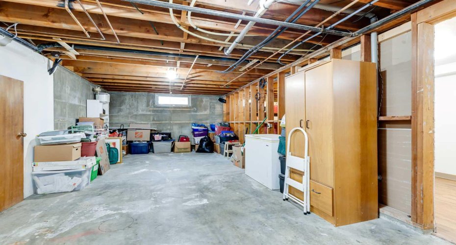 513 Memorial Avenue, Vulcan, Alberta T0L 2B0, 5 Bedrooms Bedrooms, ,4 BathroomsBathrooms,Residential,For Sale,Memorial,A2295102