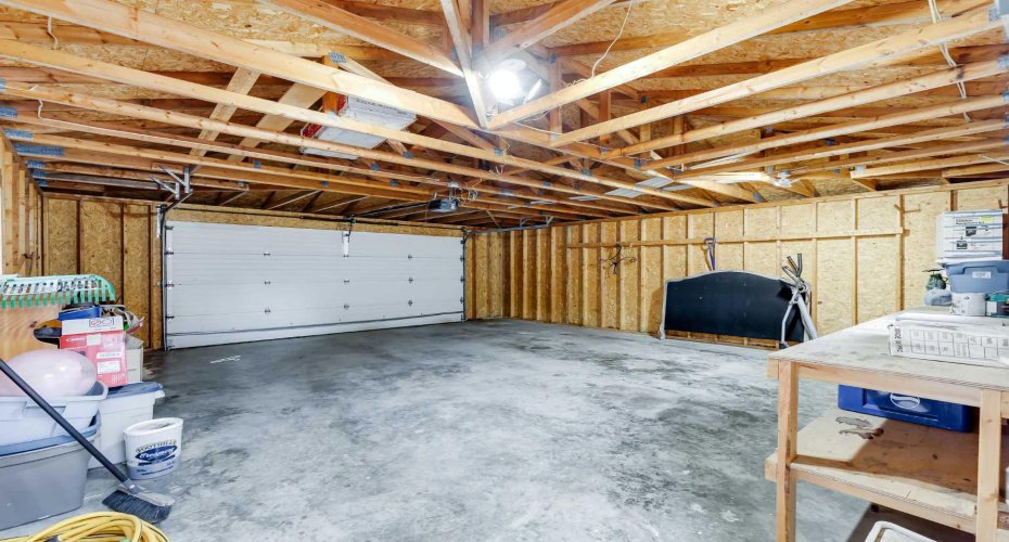 513 Memorial Avenue, Vulcan, Alberta T0L 2B0, 5 Bedrooms Bedrooms, ,4 BathroomsBathrooms,Residential,For Sale,Memorial,A2295102