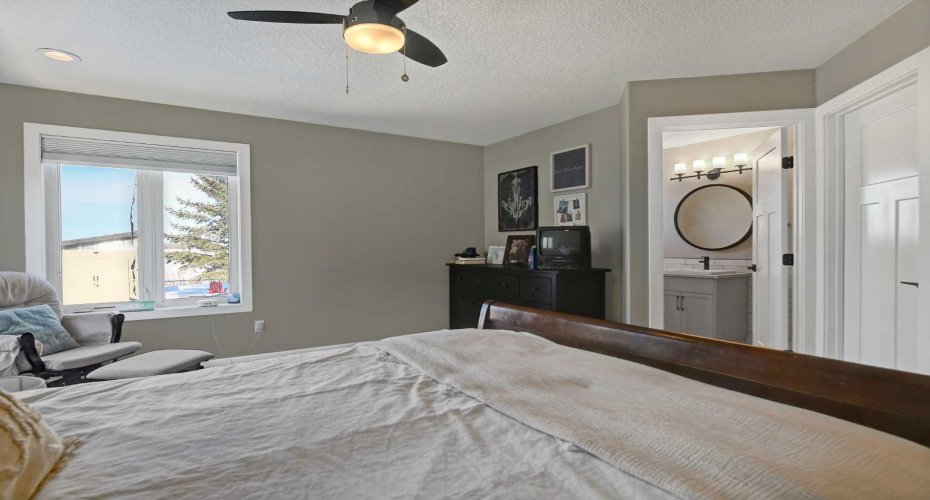 12014 Cygnet Boulevard, Grande Prairie, Alberta T8X1L9, 4 Bedrooms Bedrooms, ,3 BathroomsBathrooms,Residential,For Sale,Cygnet,A2295110